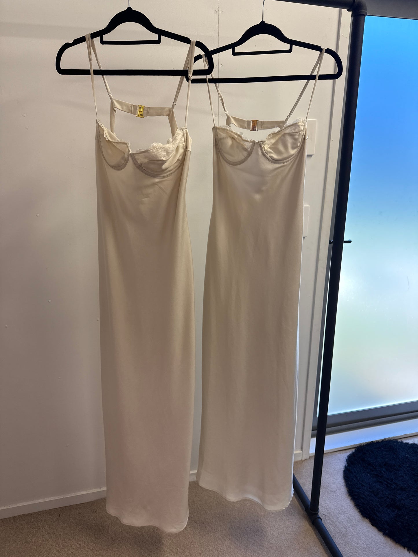 For sale Mariana Cream Lace Bust Midi Dress