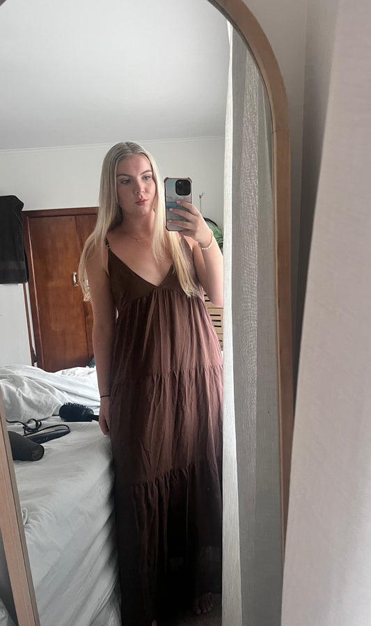 Brown chelsea dress