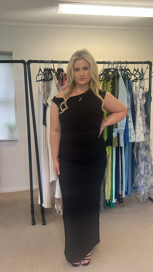 GENIE MAXI DRESS - OFF THE SHOULDER DRESS IN BLACK