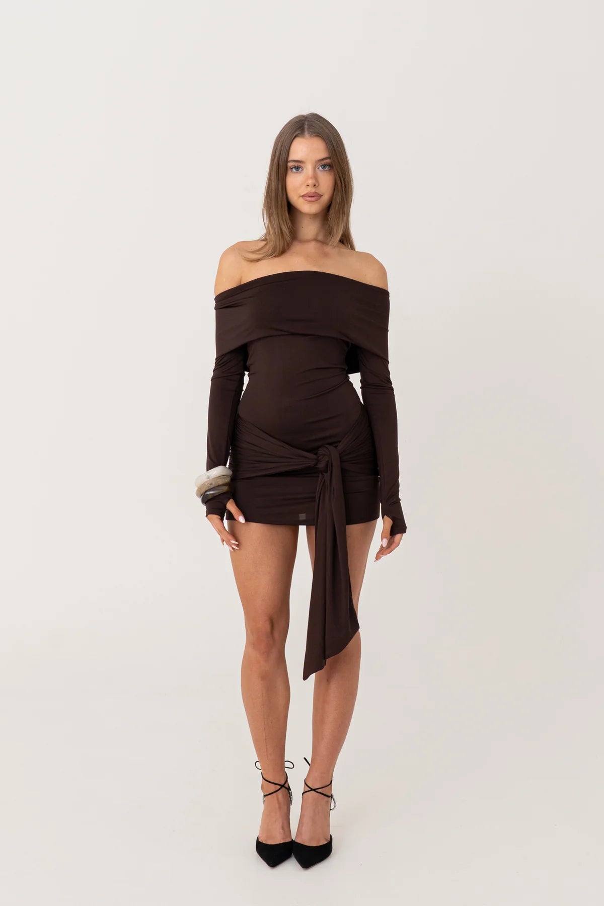 Vivi HNTR the label