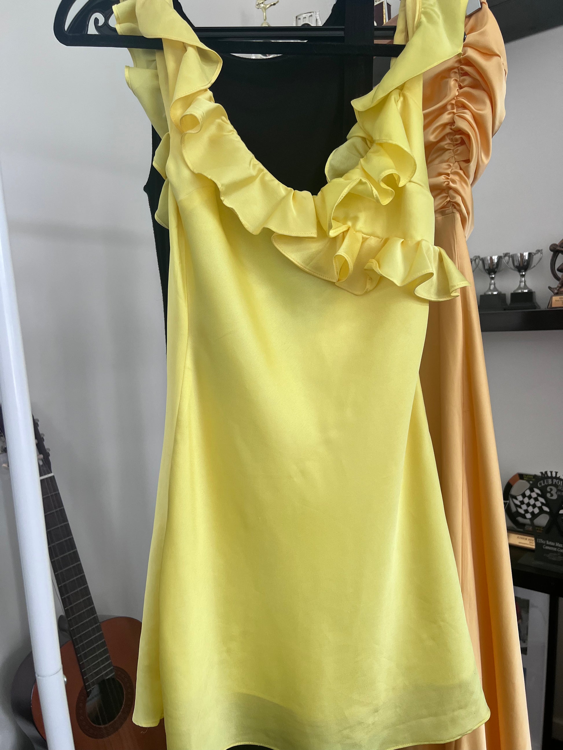 TINK BUTTERCUP SATIN RUFFLE MINI DRESS – Dress Rentals by Neish
